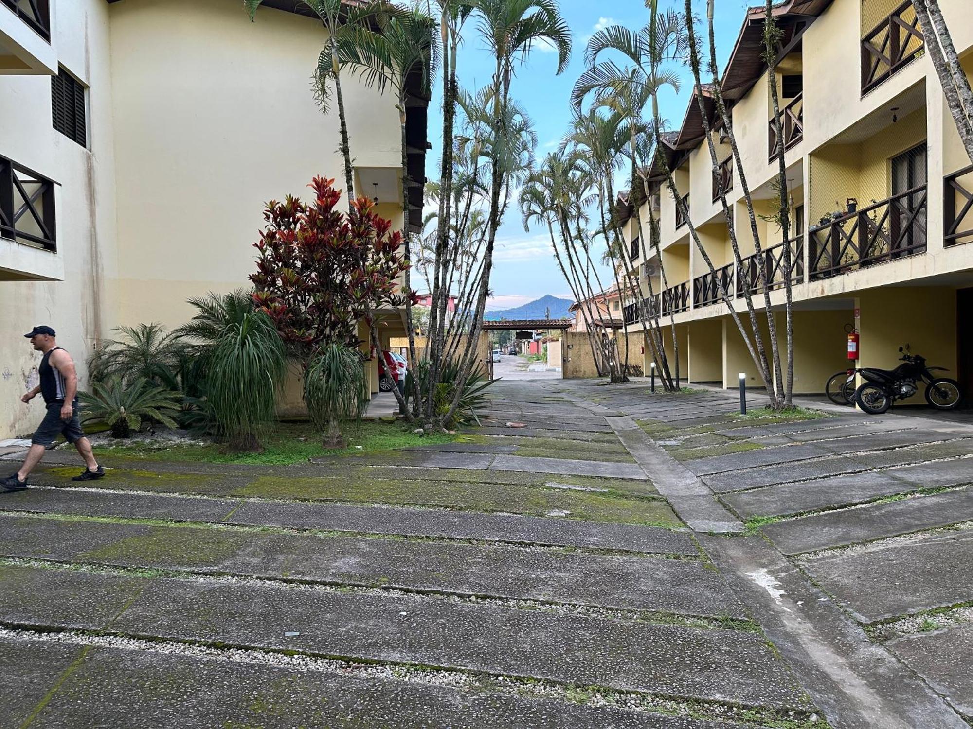 Triplex Piscina Churrasqueira Lava E Seca Wi-Fi E 2 Tvs Em Condominio Com 90M2 No Centro De Ubatuba Exteriér fotografie