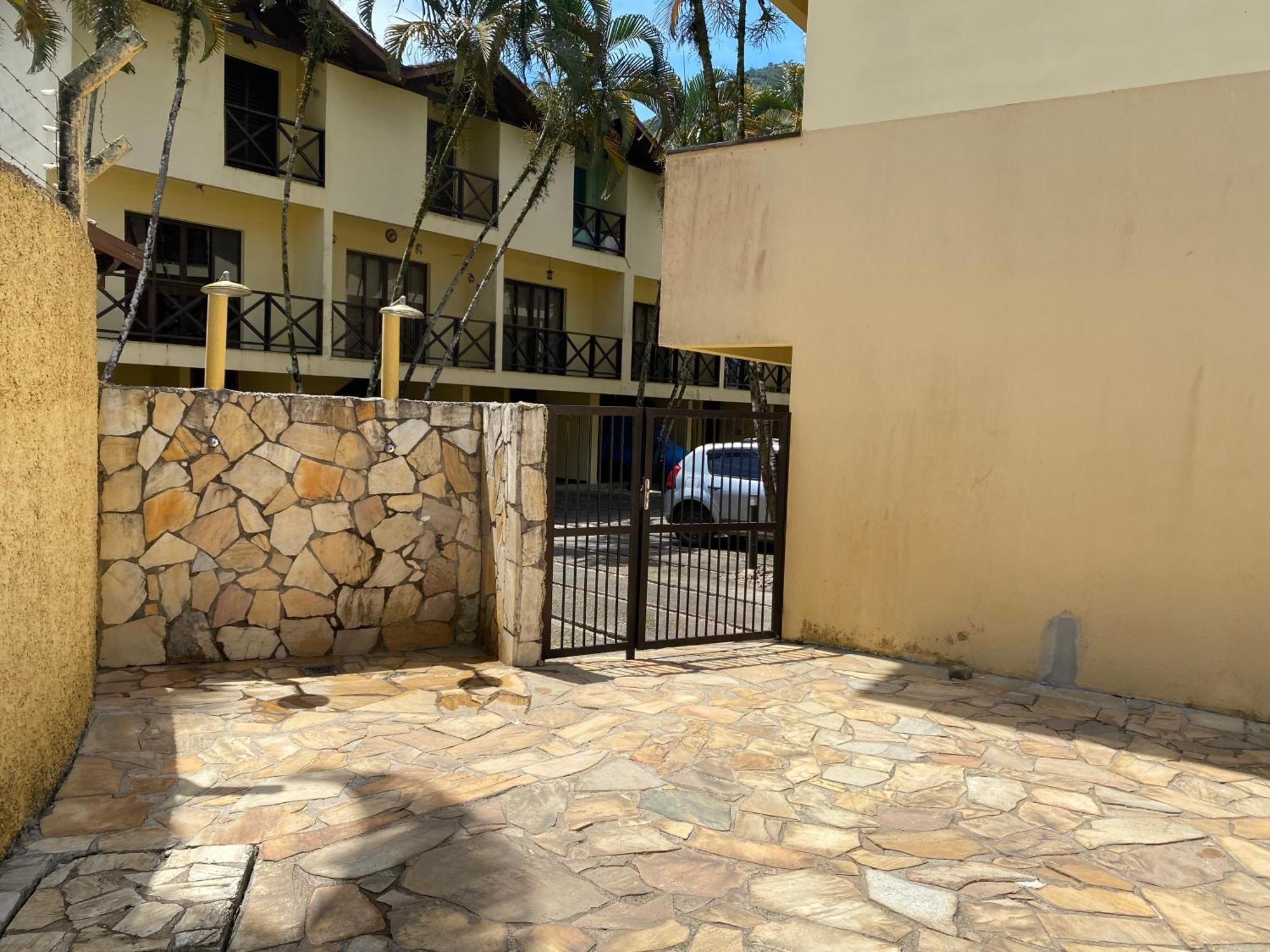 Triplex Piscina Churrasqueira Lava E Seca Wi-Fi E 2 Tvs Em Condominio Com 90M2 No Centro De Ubatuba Exteriér fotografie